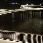 Fischstuebchen Neeberg 4 - Schwalbennest * Krummin