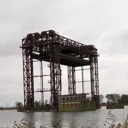 בית נופש Fischstuebchen Neeberg 4 - Schwalbennest