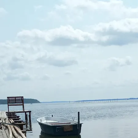 Fischstuebchen Neeberg 4 - Schwalbennest Krummin