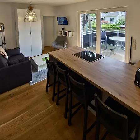 Fischstuebchen Neeberg 4 - Schwalbennest * Krummin