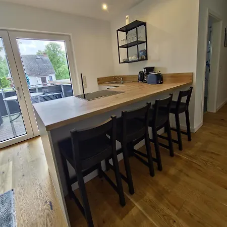 Fischstuebchen Neeberg 4 - Schwalbennest Krummin