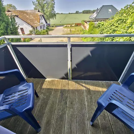 Fischstuebchen Neeberg 4 - Schwalbennest * Krummin
