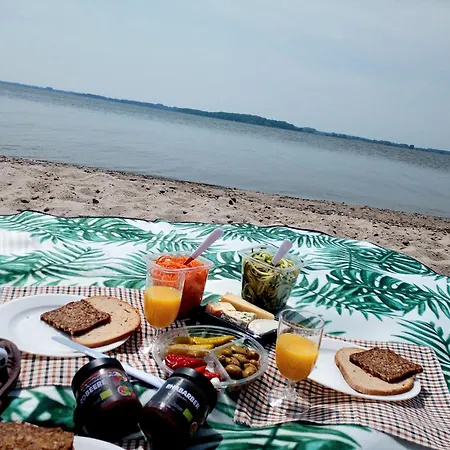 Fischstuebchen Neeberg 4 - Schwalbennest Krummin