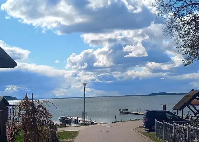 Fischstuebchen Neeberg 4 - Schwalbennest Dom wakacyjny Krummin