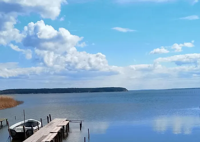 Fischstuebchen Neeberg 4 - Schwalbennest * Krummin