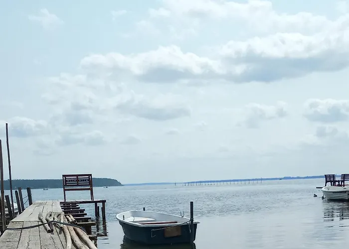 Fischstuebchen Neeberg 4 - Schwalbennest Krummin