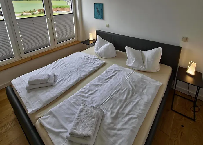 Dom wakacyjny Fischstuebchen Neeberg 4 - Schwalbennest *