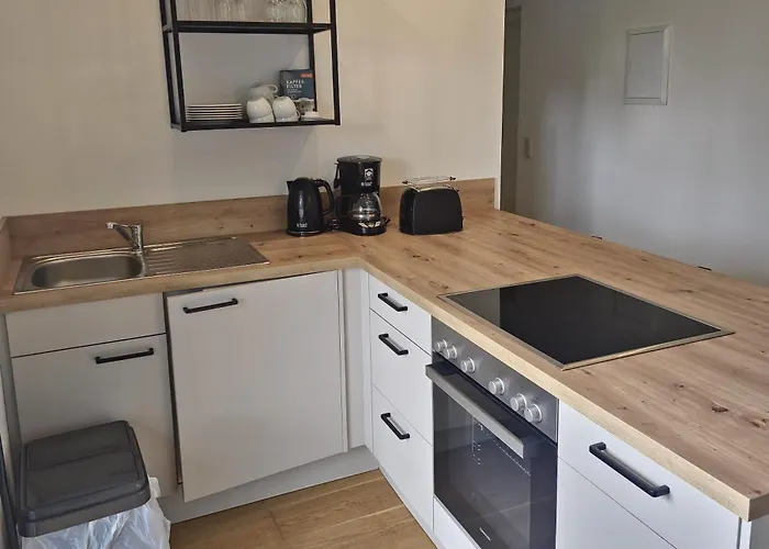 Dom wakacyjny Fischstuebchen Neeberg 4 - Schwalbennest Krummin