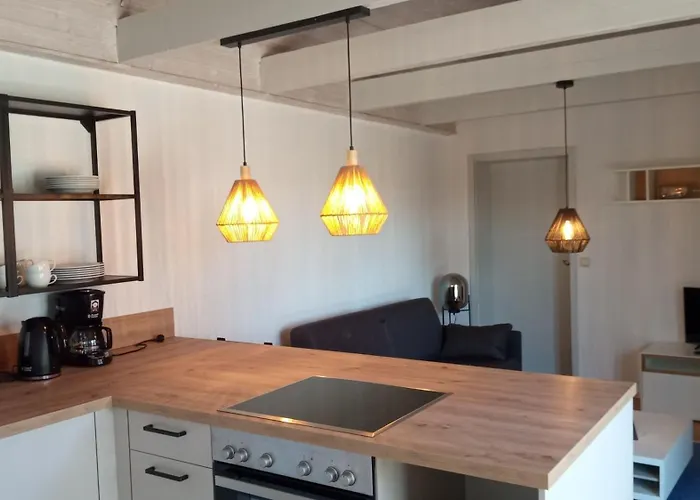 Dom wakacyjny Fischstuebchen Neeberg 4 - Schwalbennest Krummin